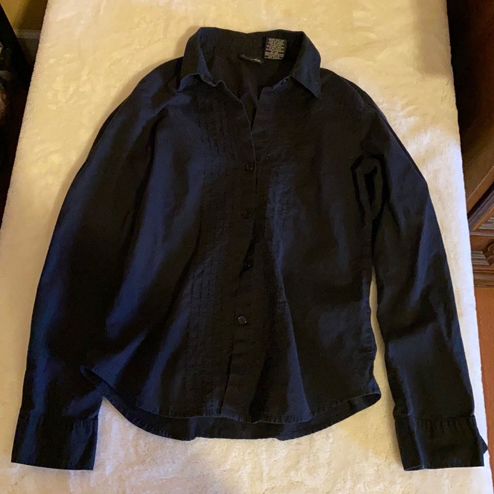 Small black Granite Button Down